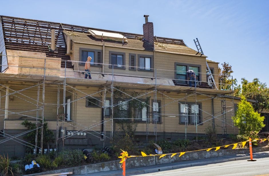insurance approved roofing contractor