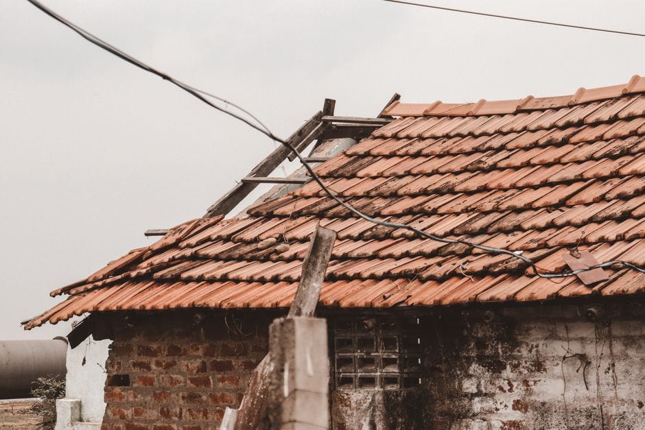 hail damage roofing contractor